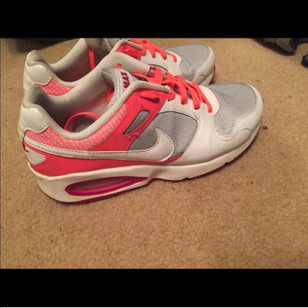 Nike air max!